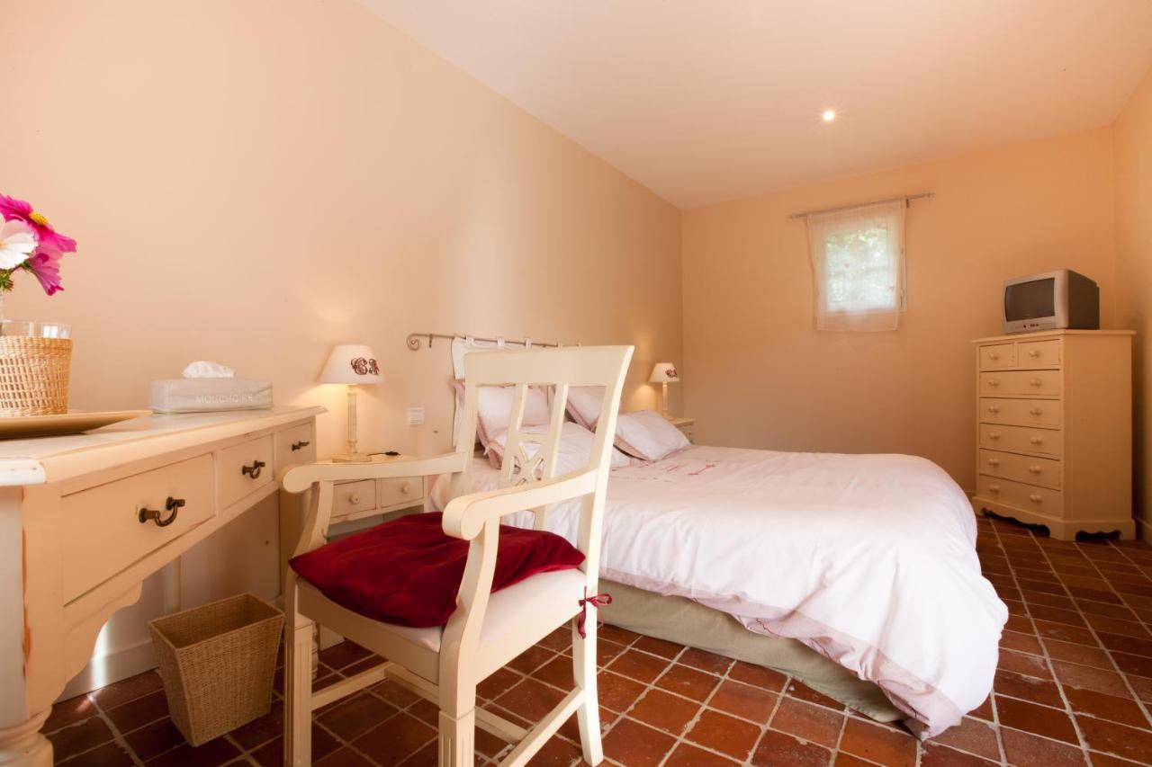 Domaine De La Combotte Bed & Breakfast Nantoux Bagian luar foto