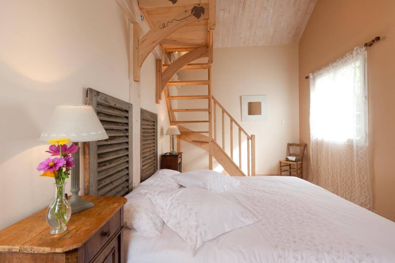 Domaine De La Combotte Bed & Breakfast Nantoux Bagian luar foto