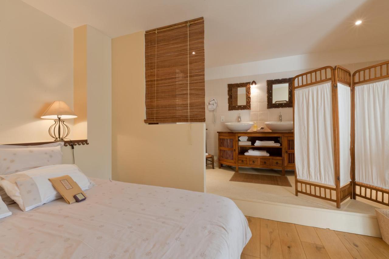 Domaine De La Combotte Bed & Breakfast Nantoux Bagian luar foto