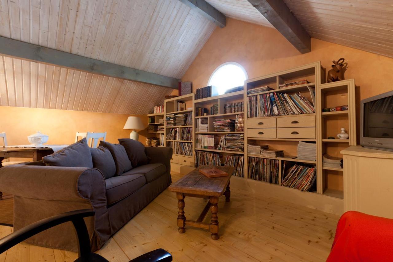 Domaine De La Combotte Bed & Breakfast Nantoux Bagian luar foto