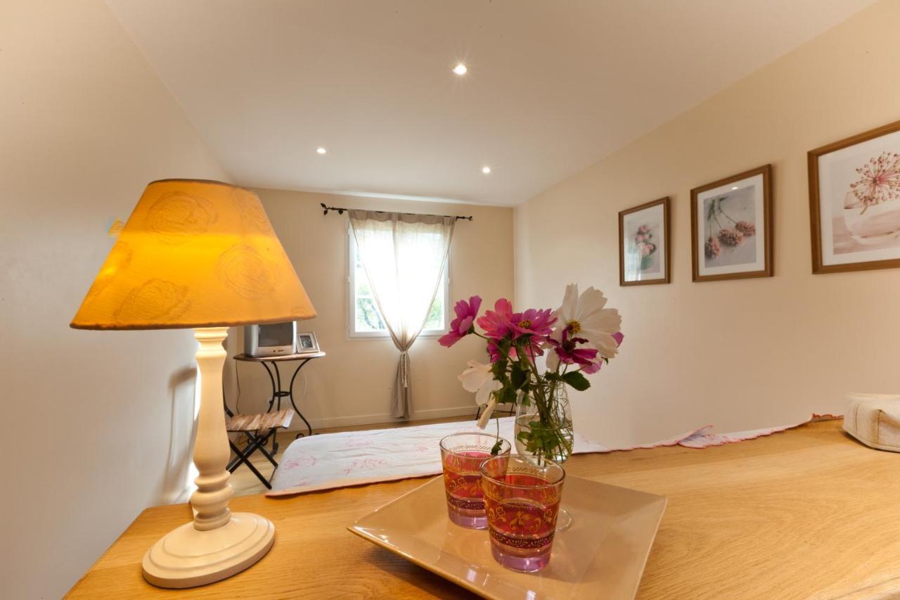 Domaine De La Combotte Bed & Breakfast Nantoux Bagian luar foto